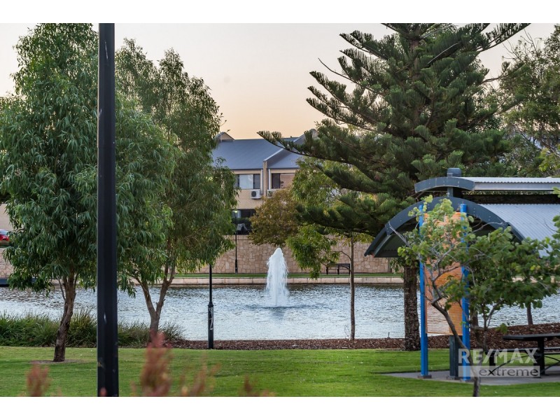 2 Foxton Way, Butler WA 6036