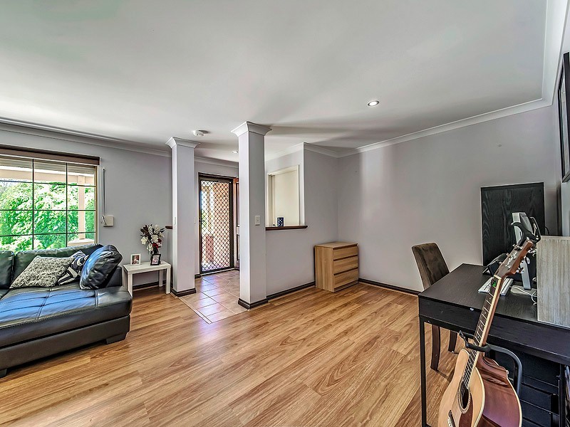 5 Dalvik Avenue, Merriwa WA 6030