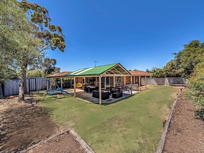 5 Dalvik Avenue, Merriwa WA 6030