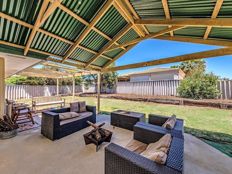 5 Dalvik Avenue, Merriwa WA 6030