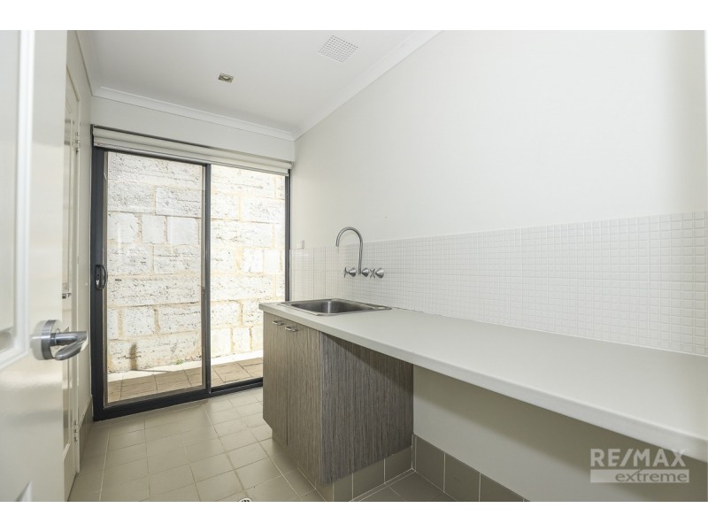 26 Jindalee Boulevard, Jindalee WA 6036