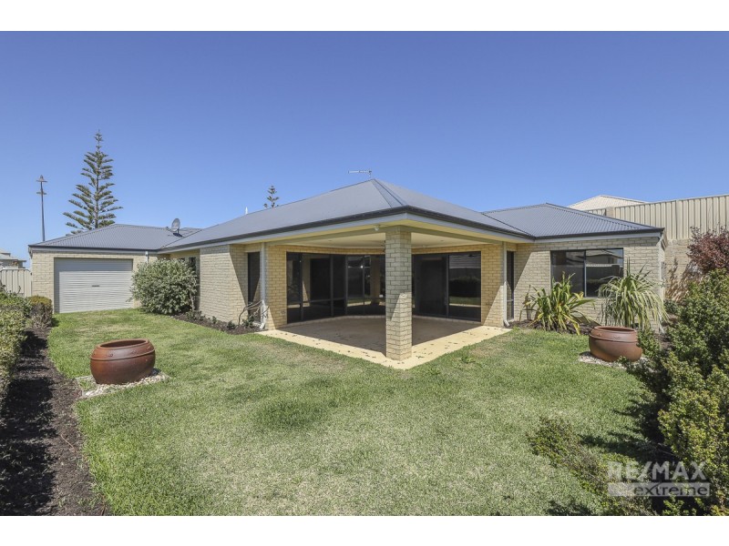 26 Jindalee Boulevard, Jindalee WA 6036