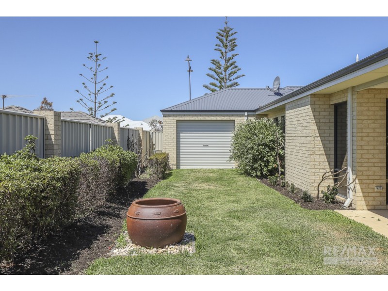 26 Jindalee Boulevard, Jindalee WA 6036