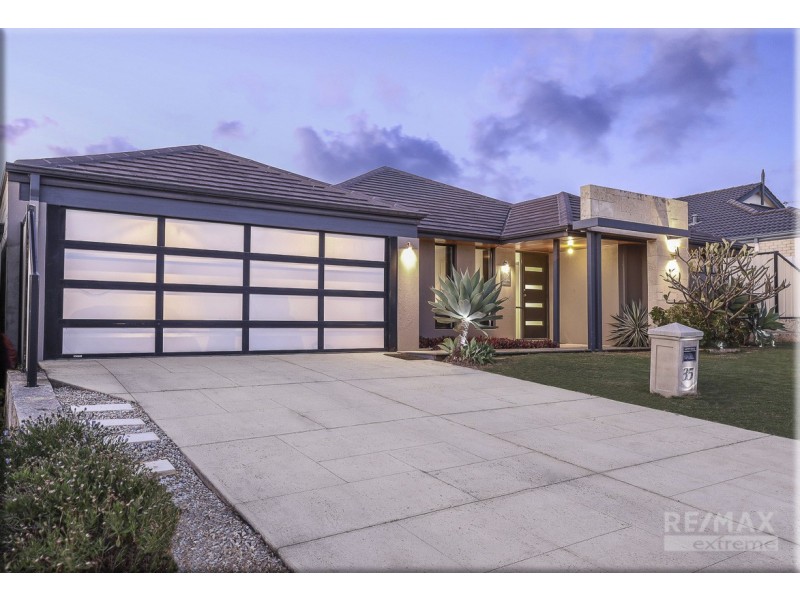 35 Liberty Drive, Clarkson WA 6030