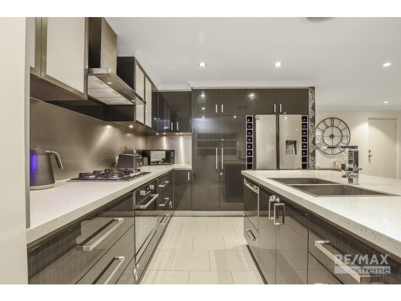 35 Liberty Drive, Clarkson WA 6030