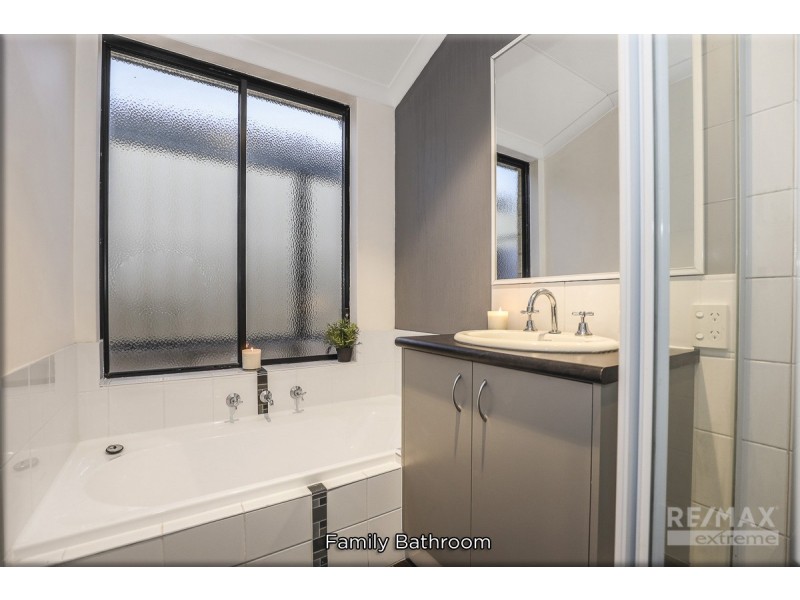 35 Liberty Drive, Clarkson WA 6030