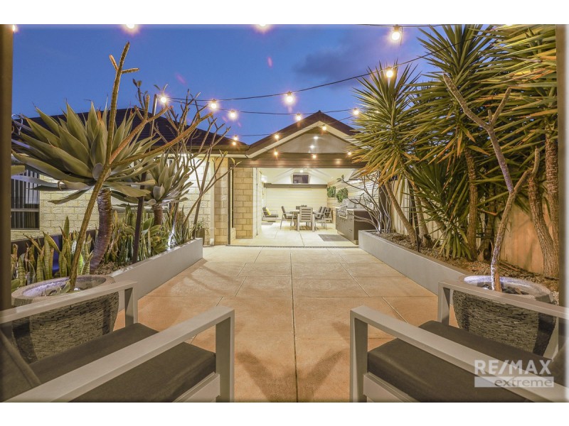 35 Liberty Drive, Clarkson WA 6030