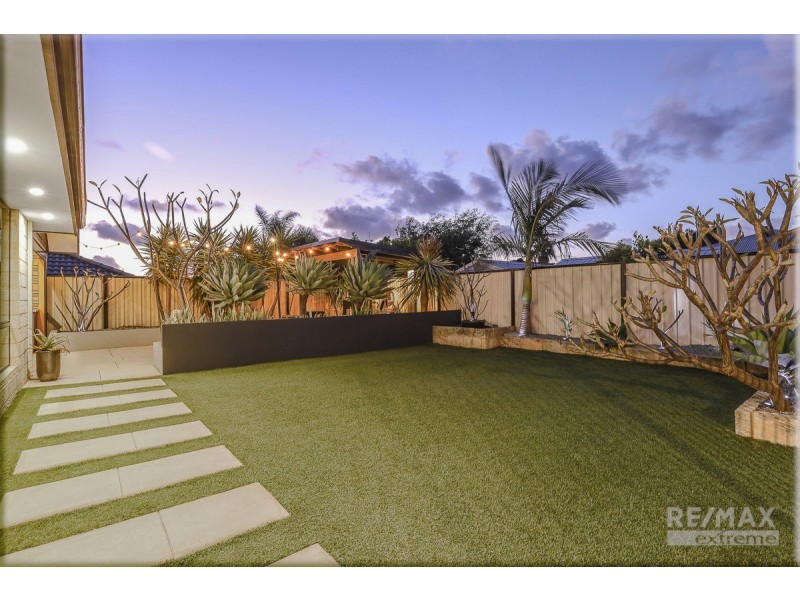 35 Liberty Drive, Clarkson WA 6030