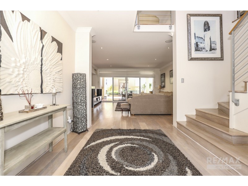 265 Santa Barbara Parade, Jindalee WA 6036