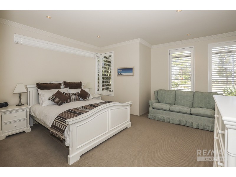 265 Santa Barbara Parade, Jindalee WA 6036