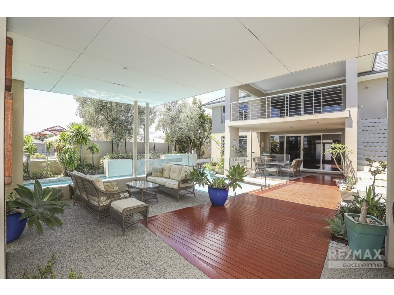 265 Santa Barbara Parade, Jindalee WA 6036