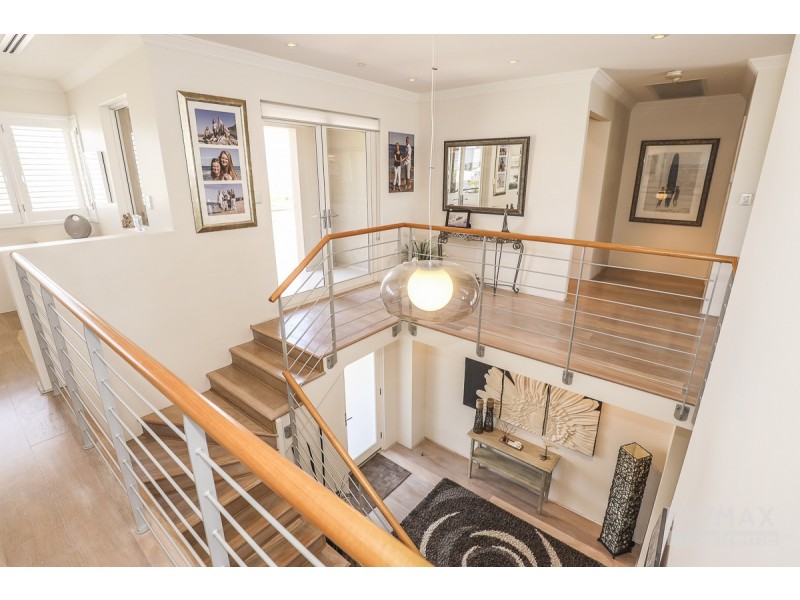 265 Santa Barbara Parade, Jindalee WA 6036