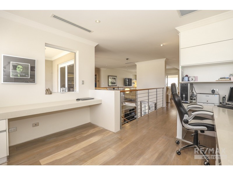 265 Santa Barbara Parade, Jindalee WA 6036