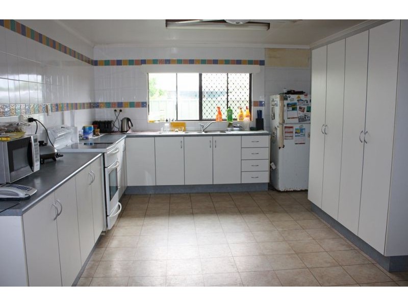 2 Ashfield Close, Mareeba QLD 4880