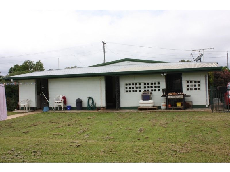 2 Ashfield Close, Mareeba QLD 4880