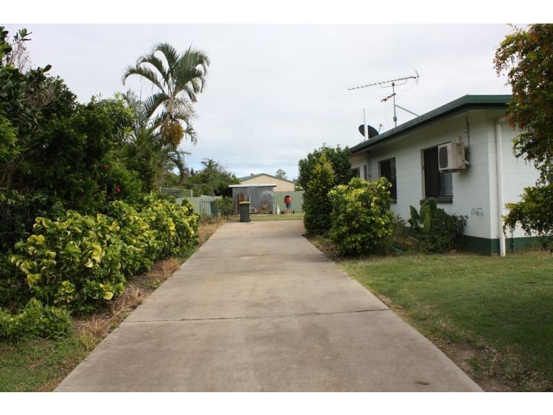 2 Ashfield Close, Mareeba QLD 4880