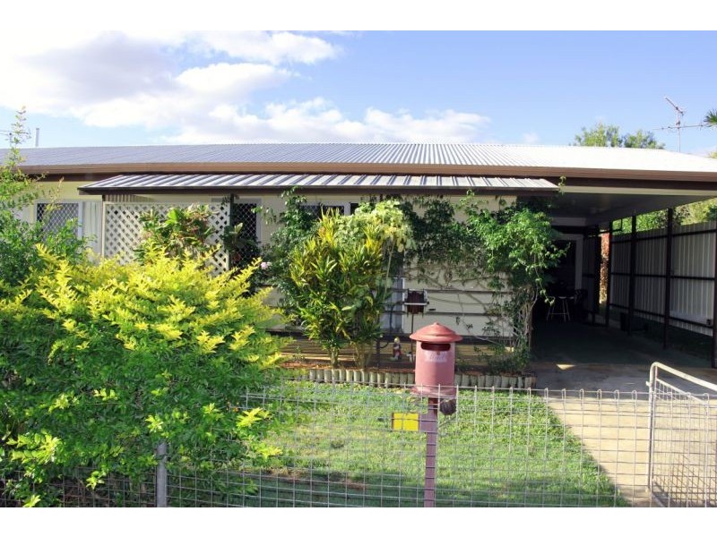 19 Foulis, Mareeba QLD 4880