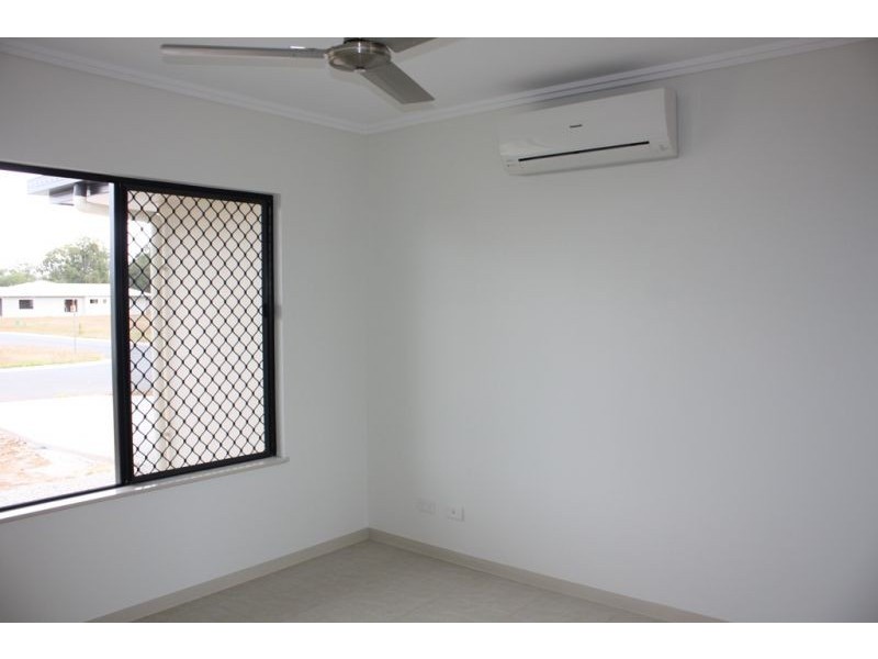 10 Sunbird Parade, Mareeba QLD 4880