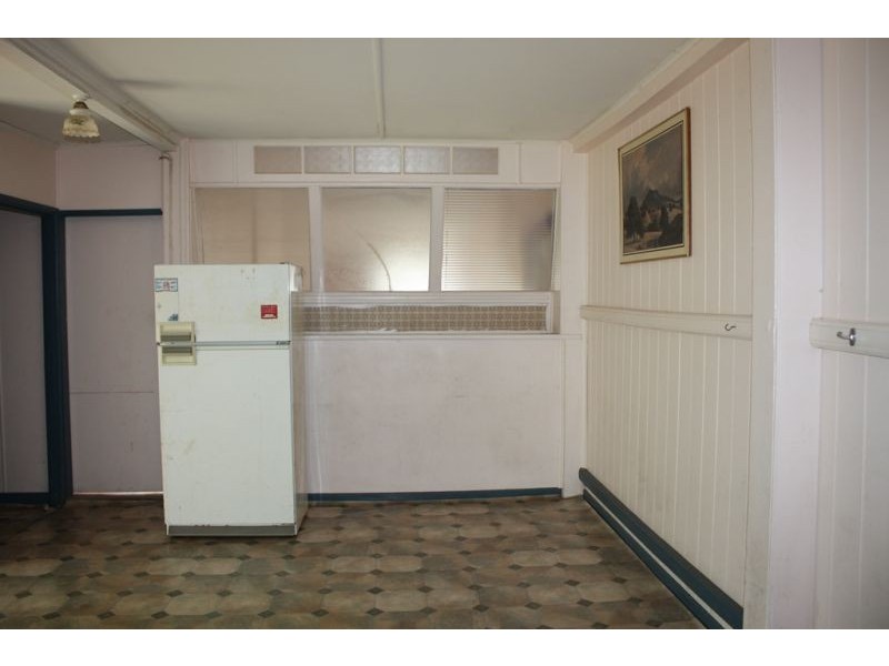 4 Pares Street, Mareeba QLD 4880