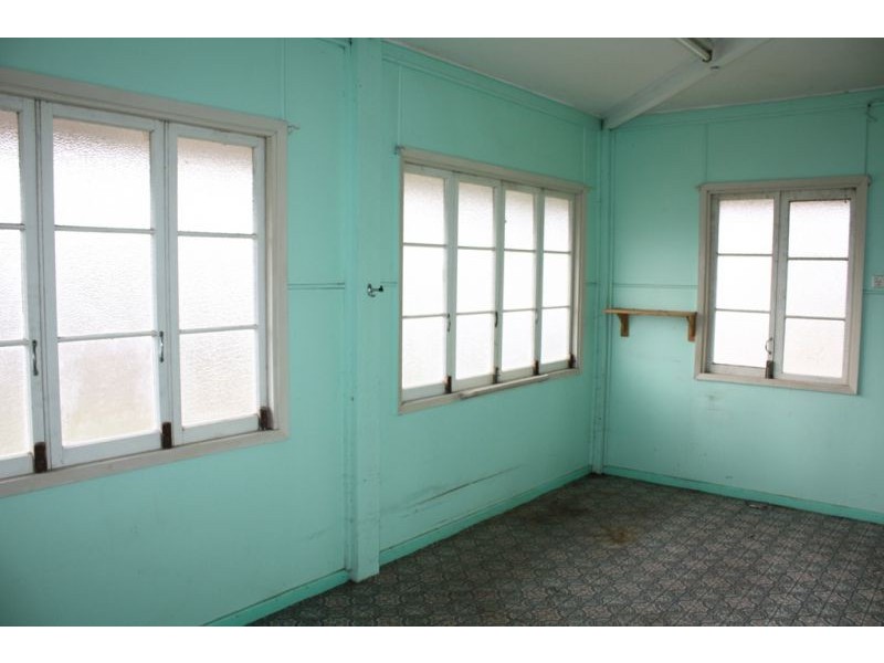 4 Pares Street, Mareeba QLD 4880