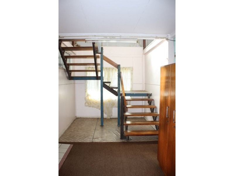 4 Pares Street, Mareeba QLD 4880