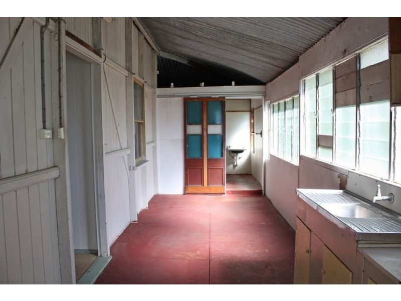 4 Pares Street, Mareeba QLD 4880