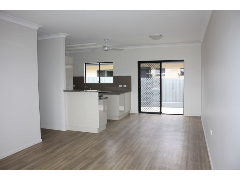 Unit 1/33 Strattmann Street, Mareeba QLD 4880