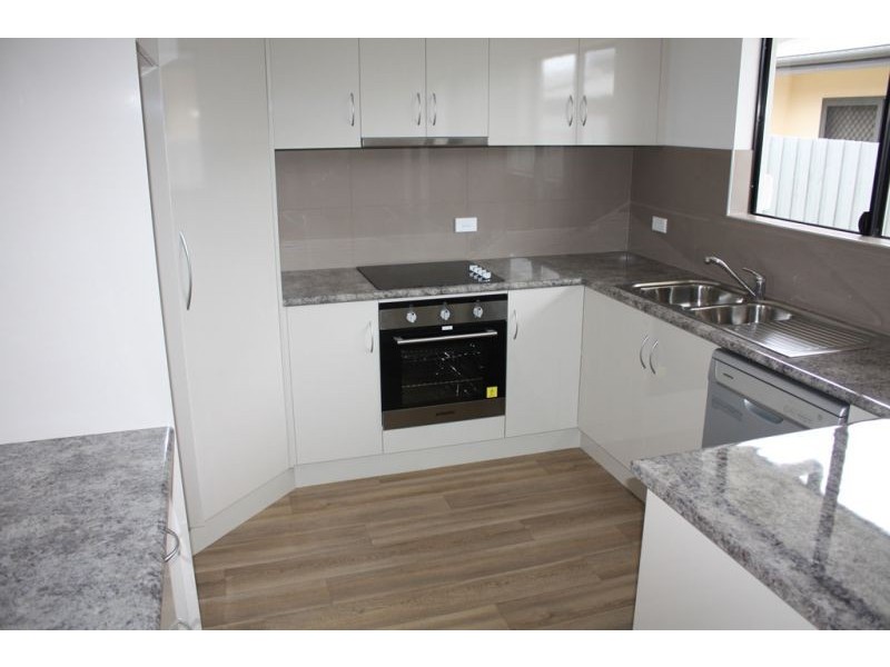 Unit 1/33 Strattmann Street, Mareeba QLD 4880