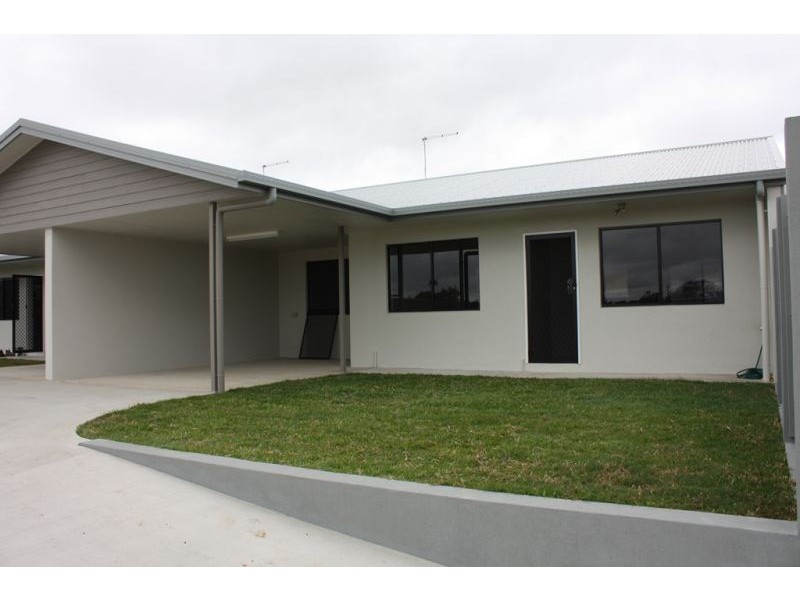Unit 1/33 Strattmann Street, Mareeba QLD 4880