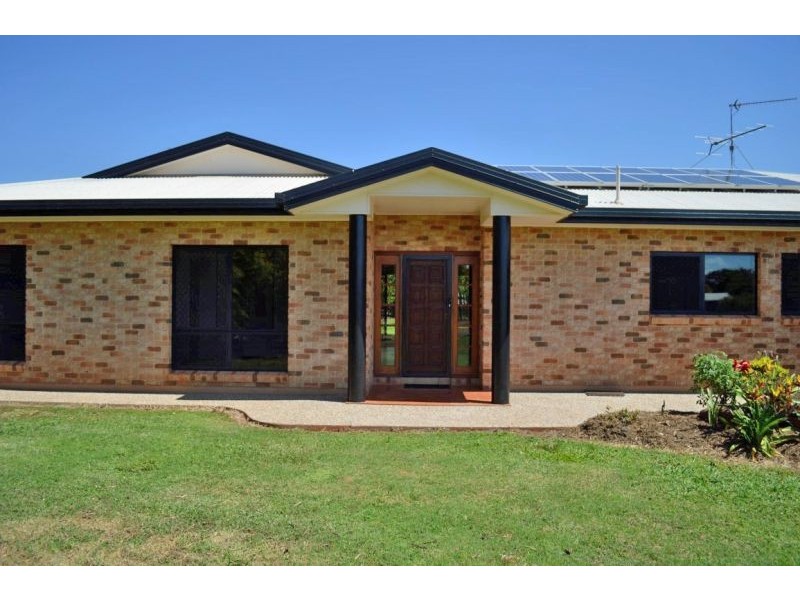 4 Dean Circuit, Mareeba QLD 4880