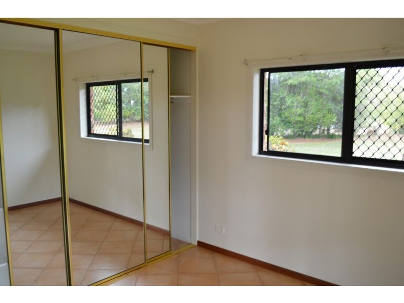 4 Dean Circuit, Mareeba QLD 4880