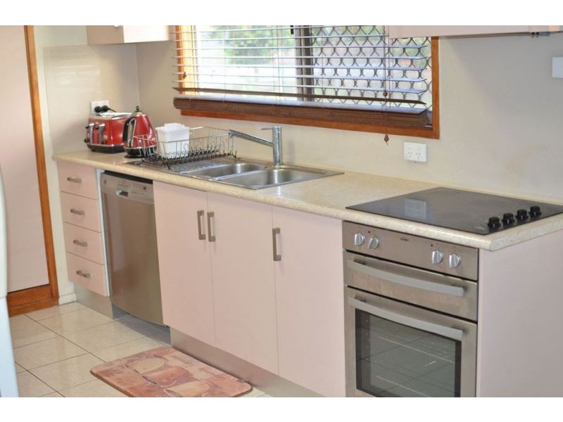 3 Riverview Close, Mareeba QLD 4880
