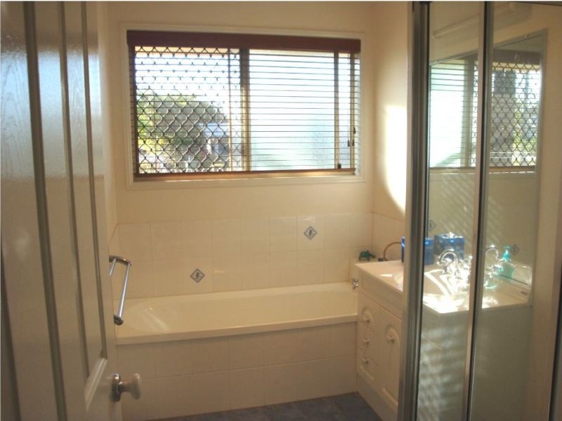 5 Carrol, Mareeba QLD 4880