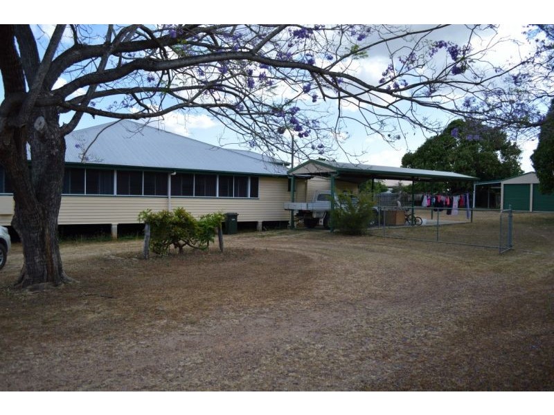 6-8 Pares Street, Mareeba QLD 4880