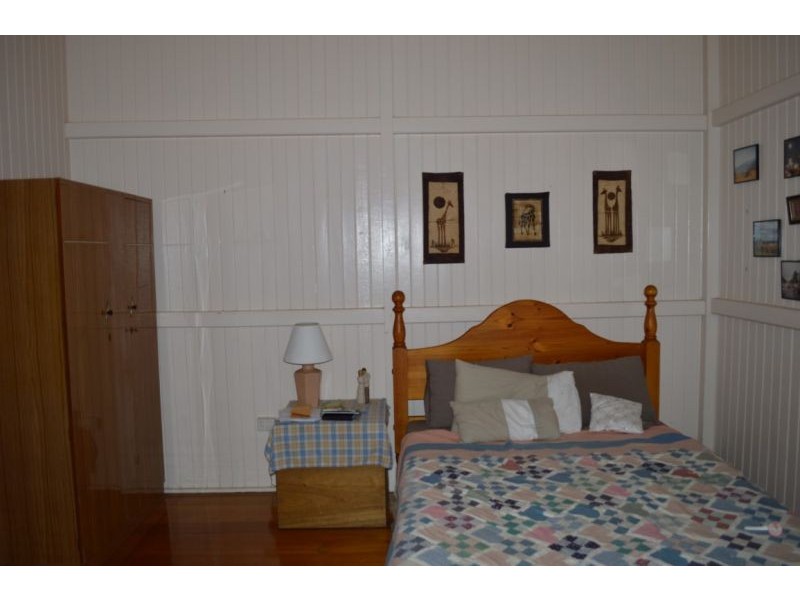 6-8 Pares Street, Mareeba QLD 4880