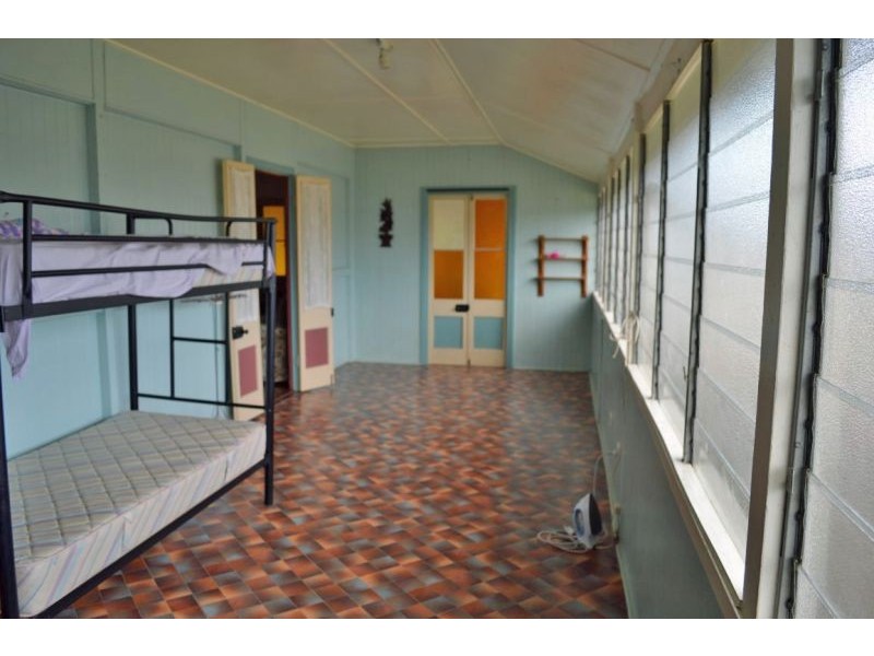 6-8 Pares Street, Mareeba QLD 4880