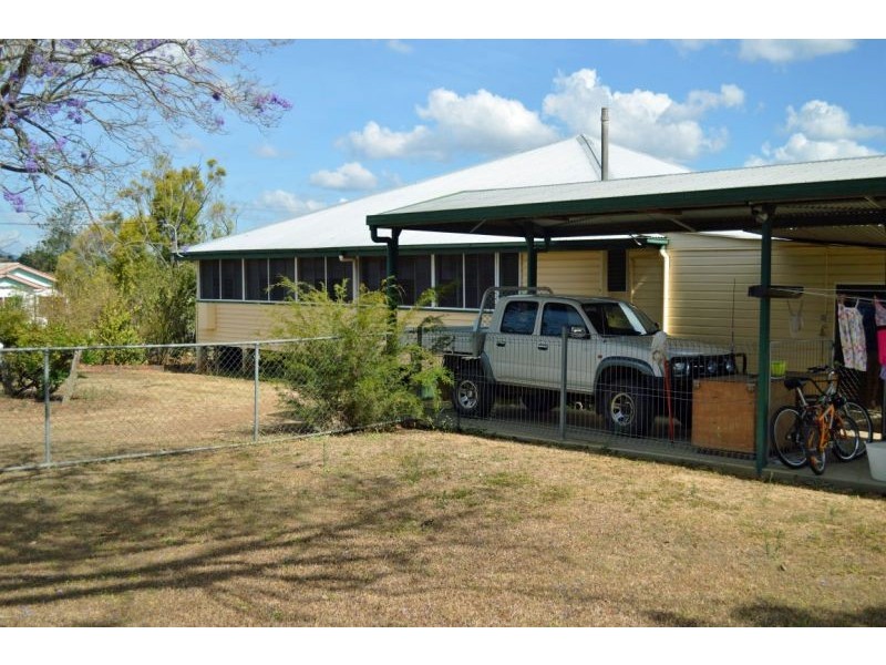 6-8 Pares Street, Mareeba QLD 4880