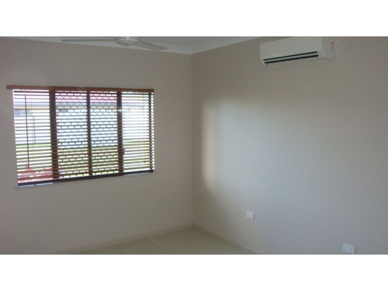 12 Mirrabook Avenue, Mareeba QLD 4880