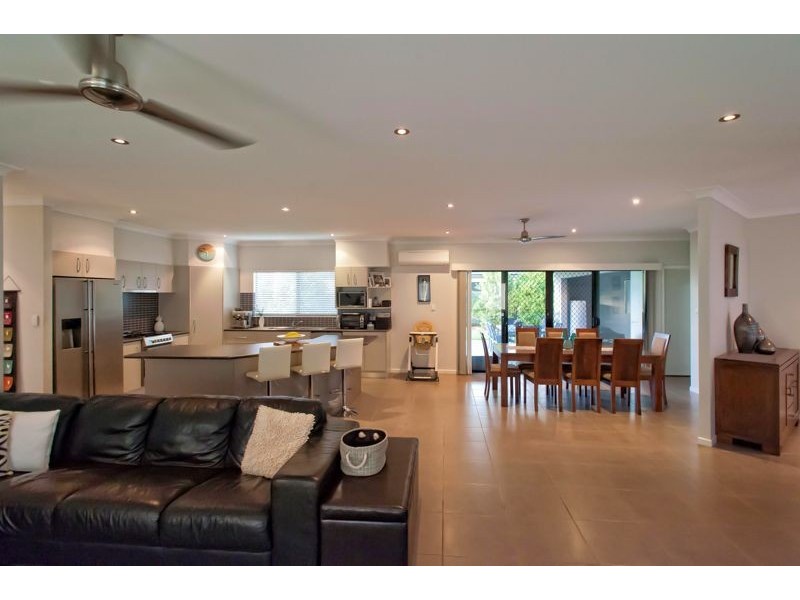 2 Maria Close, Mareeba QLD 4880