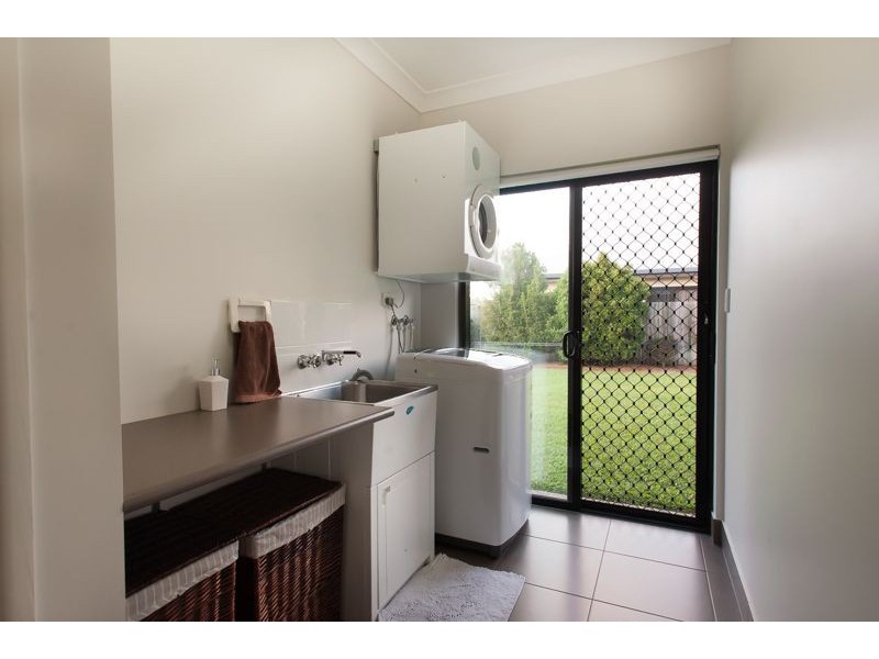2 Maria Close, Mareeba QLD 4880