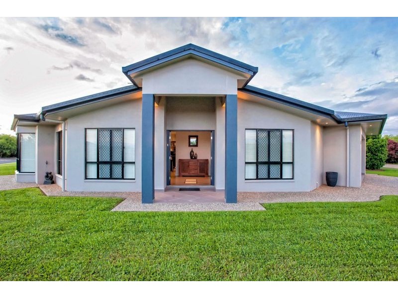2 Maria Close, Mareeba QLD 4880