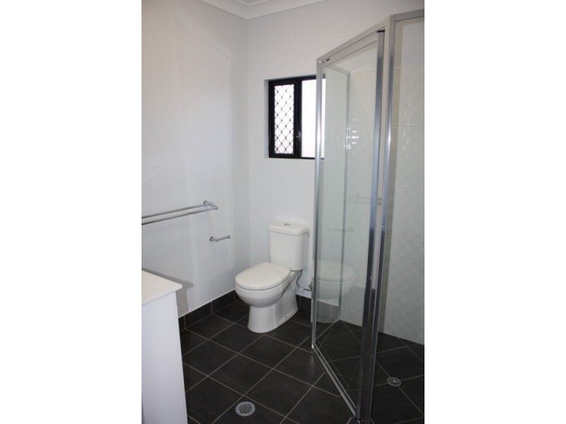 7 Sunbird Parade, Mareeba QLD 4880