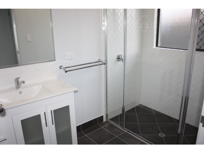 7 Sunbird Parade, Mareeba QLD 4880