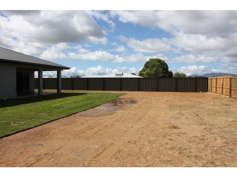 7 Sunbird Parade, Mareeba QLD 4880