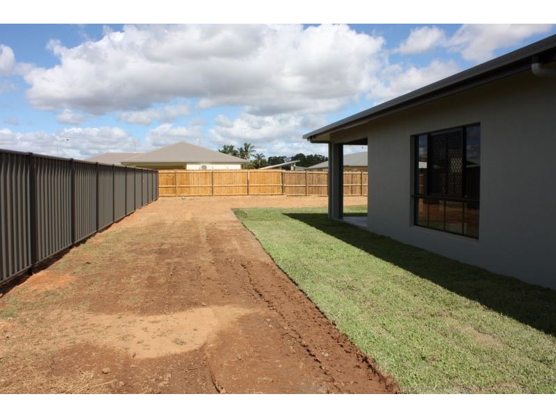 7 Sunbird Parade, Mareeba QLD 4880