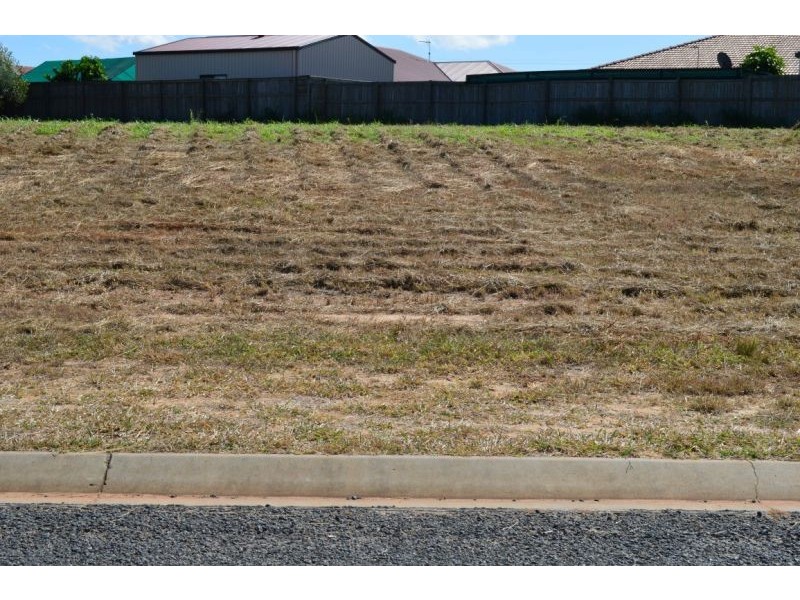 6 Peluchetti Place (Lot 128), Mareeba QLD 4880