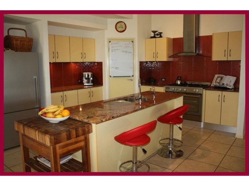 86 Rozel Close, Mareeba QLD 4880