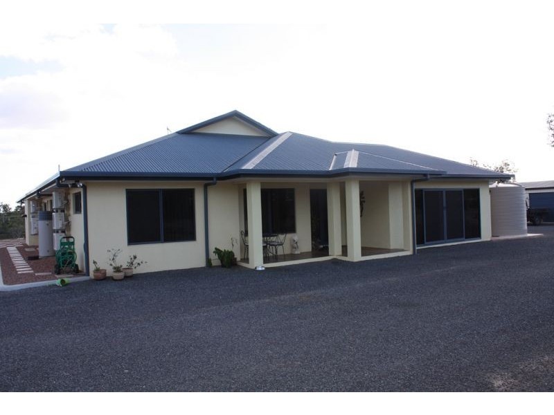 86 Rozel Close, Mareeba QLD 4880