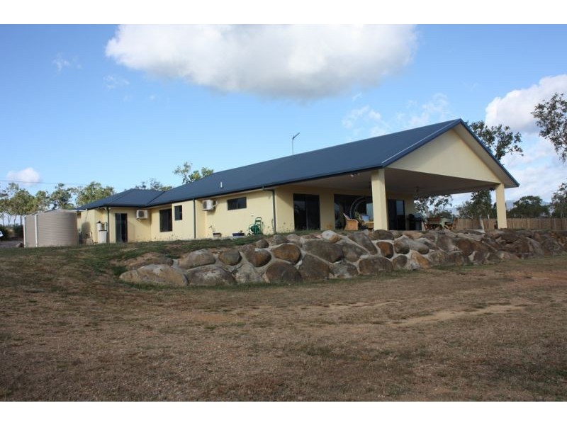 86 Rozel Close, Mareeba QLD 4880