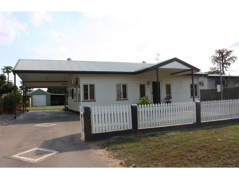18 Petersen, Mareeba QLD 4880